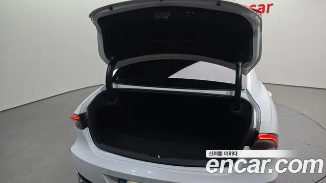 Hyundai Grandeur New — Фото автомобиля 30