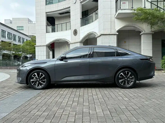 Changan Eado — Фото автомобиля 16