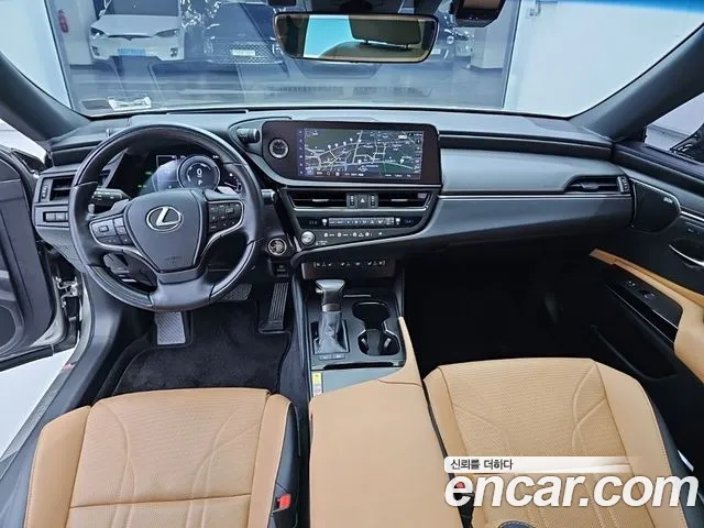 Lexus ES — Фото автомобиля 5