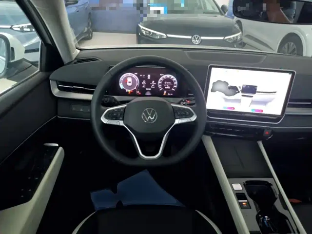 Volkswagen Sagitar — Фото автомобиля 10