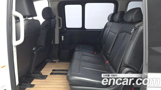 Hyundai Staria Staria Tourer 11 мест — Фото автомобиля 8