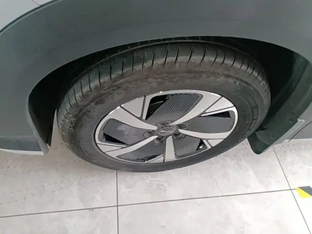 BYD Sealion 05 EV — Фото автомобиля 22