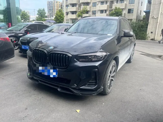 Фотография автомобиля — BMW X3