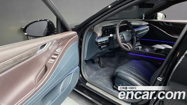 Genesis G80 Бензин 2.5 турбо AWD — Фото автомобиля 9