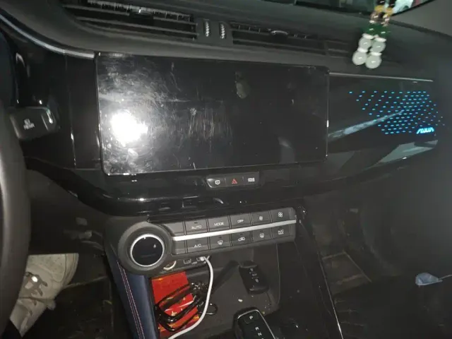 Dongfeng Fengshen AX7 — Фото автомобиля 9