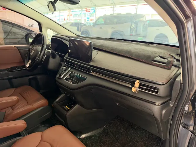 Honda Odyssey — Фото автомобиля 15