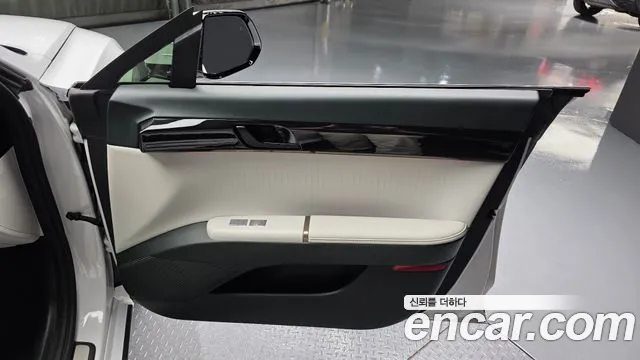 Hyundai Grandeur Grandeur (GN7) 2.5 Бензин 2WD — Фото автомобиля 6