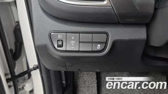 Kia Seltos Новый Seltos Бензин 2.0 2WD — Фото автомобиля 19