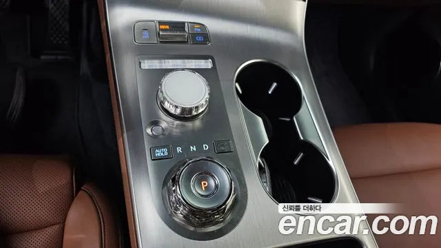 Genesis GV70 2.5T Бензин AWD — Фото автомобиля 9