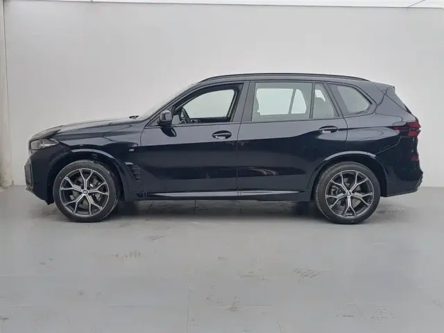 BMW X5 — Фото автомобиля 3