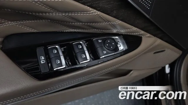 Kia K8 Hybrid — Фото автомобиля 30