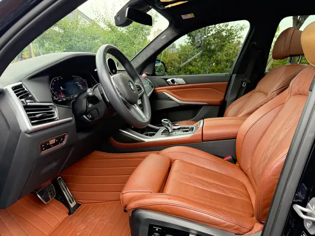 BMW X7 — Фото автомобиля 8