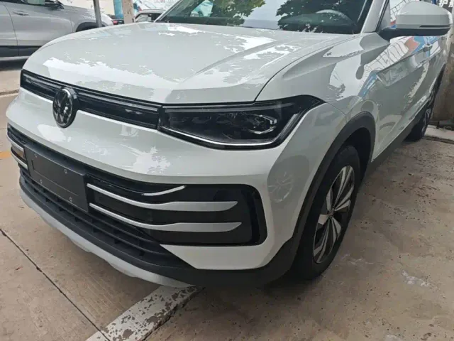 Volkswagen Tharu — Фото автомобиля 23