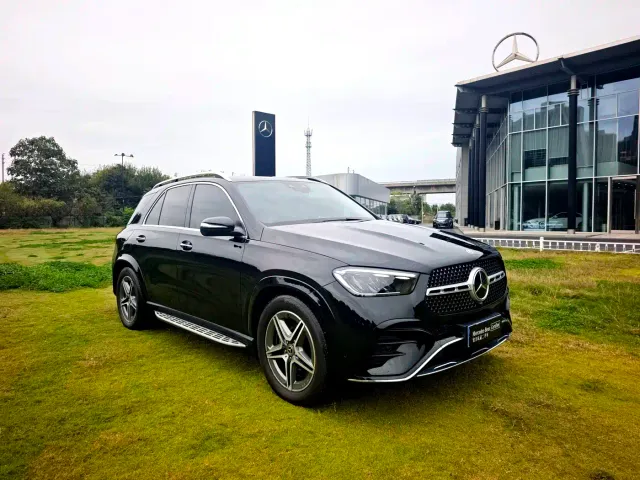 Mercedes-Benz GLE-Class — Фото автомобиля 3