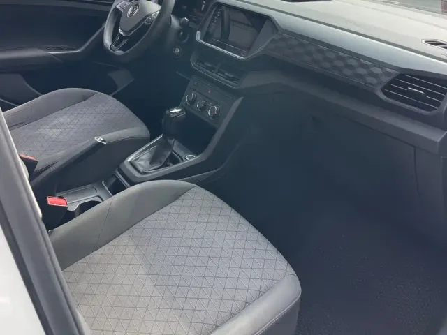 Volkswagen T-Cross — Фото автомобиля 17