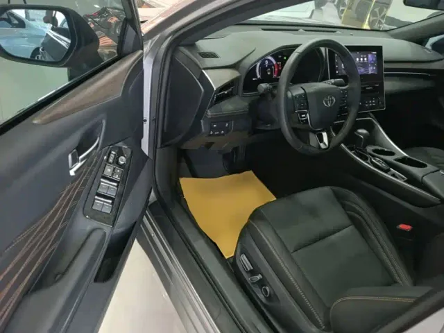 Toyota Avalon — Фото автомобиля 15