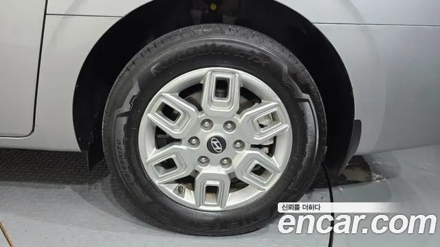 Hyundai Staria — Фото автомобиля 6