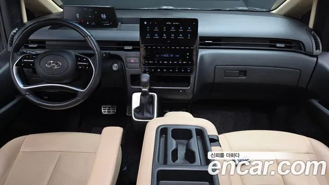 Hyundai Staria Staria L3.5 Tourer 11 мест — Фото автомобиля 5