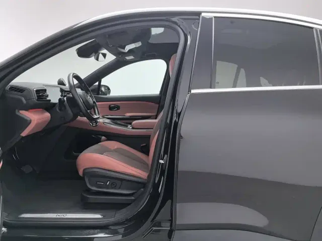 Nio EC6 — Фото автомобиля 10