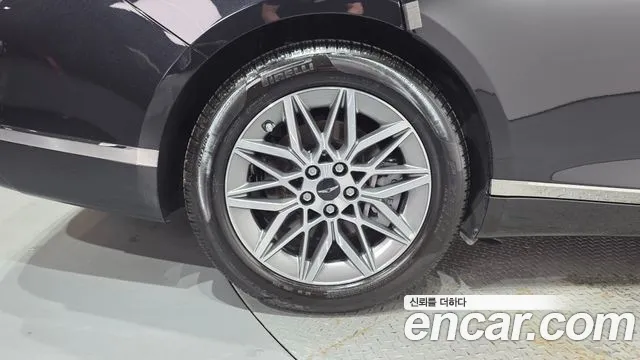 Genesis G80 Бензин 2.5 турбо AWD — Фото автомобиля 4