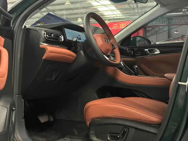 Geely Emgrand — Фото автомобиля 7