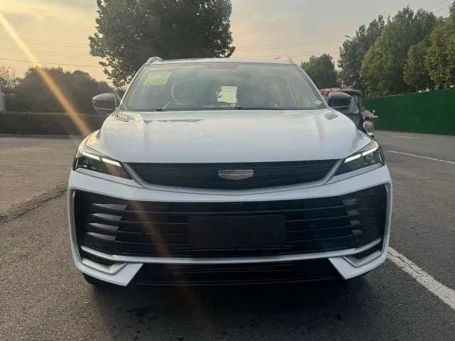 Geely Binyue — Фото автомобиля 2