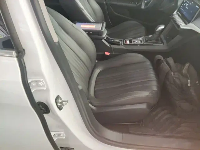 Peugeot 408 — Фото автомобиля 24