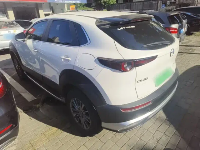 Mazda CX-30 EV — Фото автомобиля 4