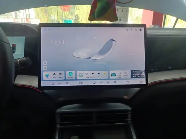 BYD Seal 07 DM-i — Фото автомобиля 12