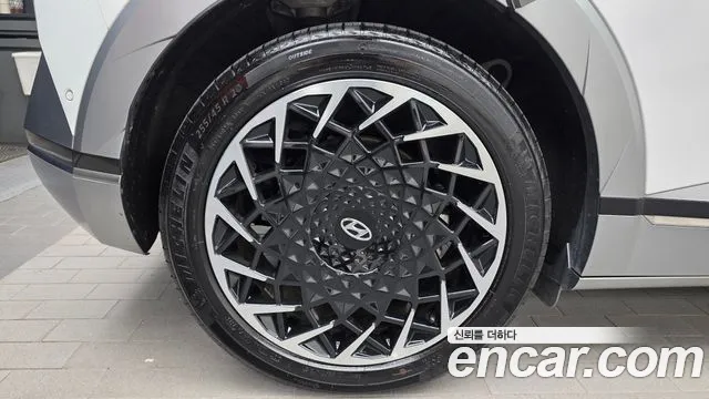 Hyundai Ioniq 5 — Фото автомобиля 5