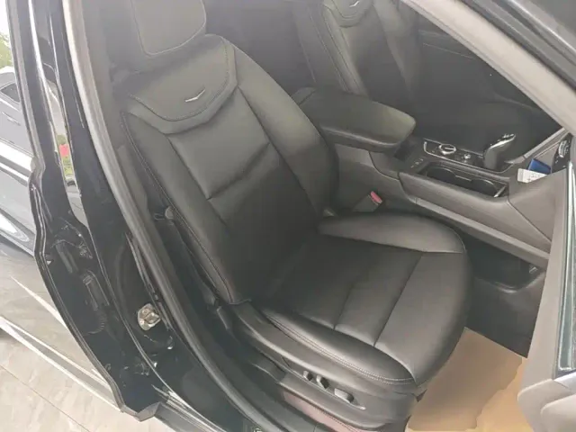 Cadillac XT5 — Фото автомобиля 24