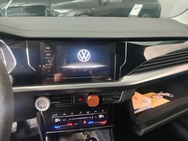 Volkswagen Passat — Фото автомобиля 13