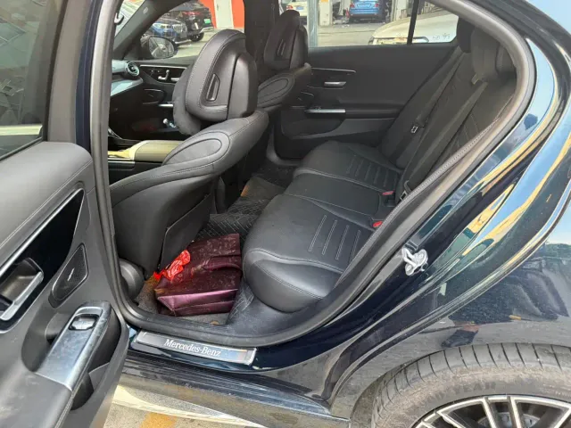 Mercedes-Benz C-Class — Фото автомобиля 6