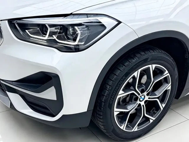 BMW X1 — Фото автомобиля 4