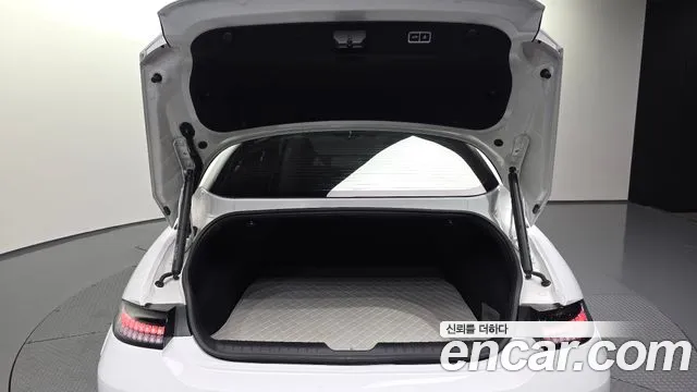 Hyundai Ioniq 6 — Фото автомобиля 20
