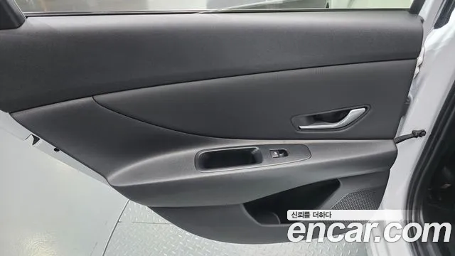 Hyundai Avante — Фото автомобиля 14