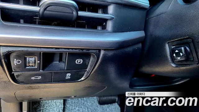 Hyundai Grandeur Grandeur (GN7) 3.5 LPG 2WD (Такси) — Фото автомобиля 12