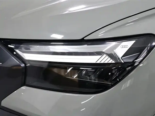 Audi Q4 e-tron — Фото автомобиля 13