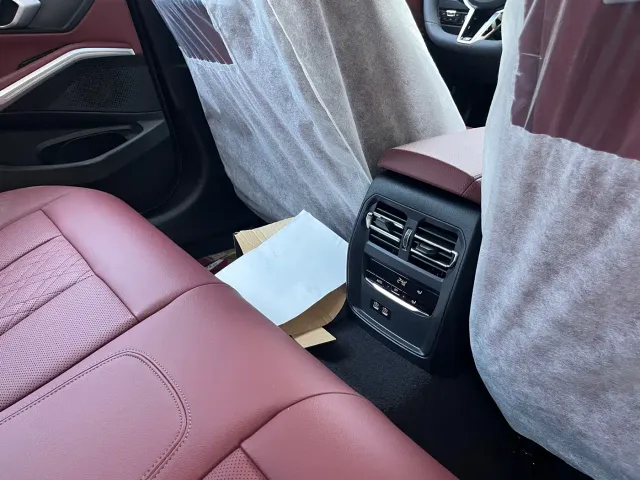 BMW 3 Series — Фото автомобиля 10