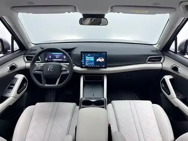 BYD Yuan UP — Фото автомобиля 8