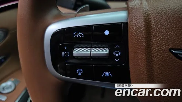 Genesis GV70 — Фото автомобиля 26