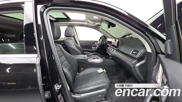 Mercedes-Benz GLE-Class — Фото автомобиля 8