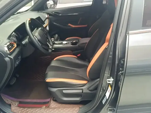 Changan Oushang X5 — Фото автомобиля 10