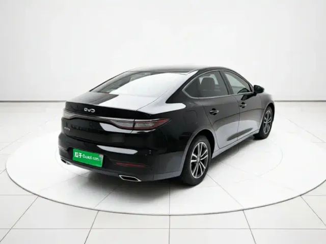 BYD Seal 05 DM-i — Фото автомобиля 6