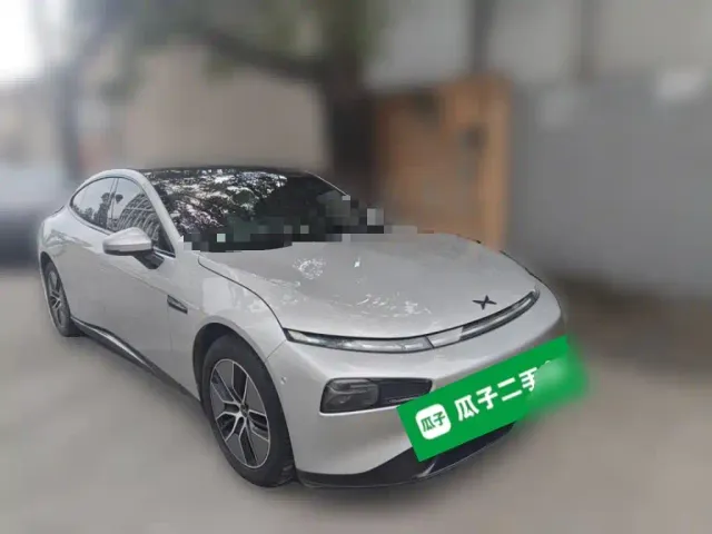 Xpeng P7 — Фото автомобиля 3