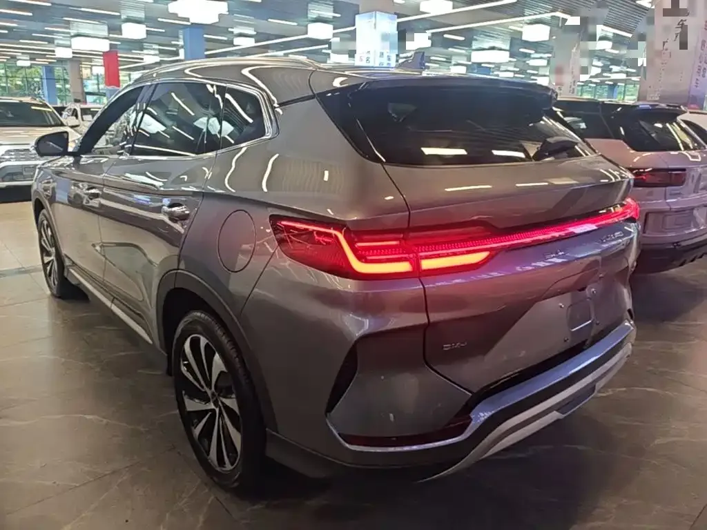 BYD Song PLUS PHEV 2023 Champion Edition DM-i 150KM Flagship PLUS — Фото автомобиля 4
