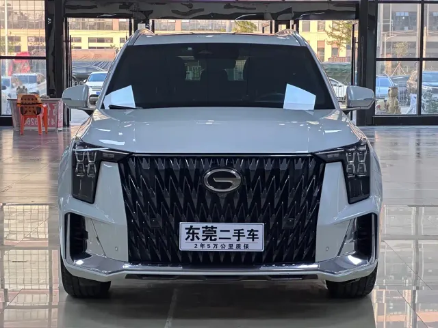 GAC Trumpchi GS8 — Фото автомобиля 3