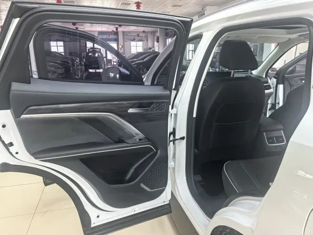 Haval H6 — Фото автомобиля 9