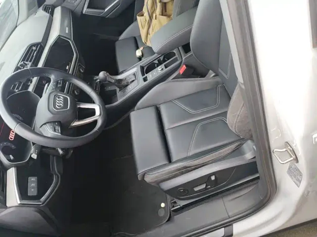 Audi Q3 — Фото автомобиля 14