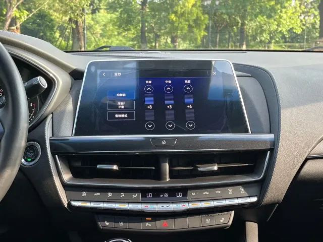 Cadillac CT5 — Фото автомобиля 13